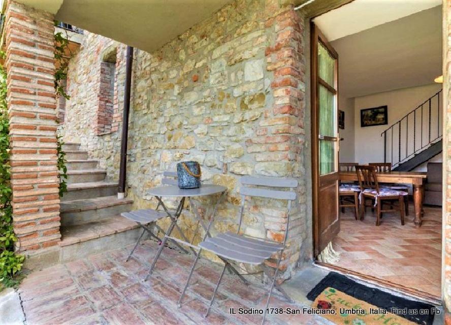 Il Sodino 1738 - Locazione Turistica Guest House San Feliciano Bagian luar foto